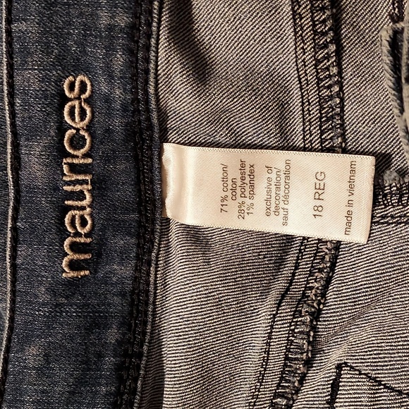 Maurices jeans - Picture 3 of 4